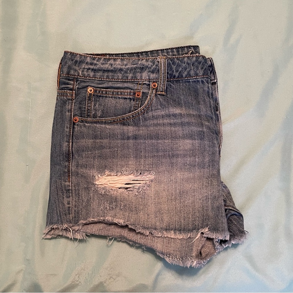 Women’s American Eagle Distressed Jean Shorts